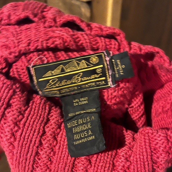 Red knit turtle neck sweater - Picture 3 of 3